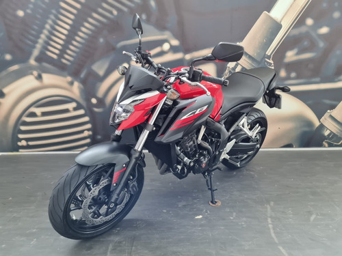 Imagem 3 de 9 de Cb 650f - 2019