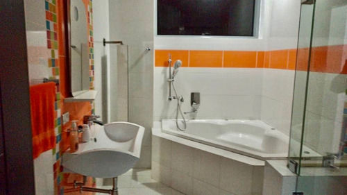 Imagen 9 de 13 de Casa En Venta Maracay Gv Area Premium