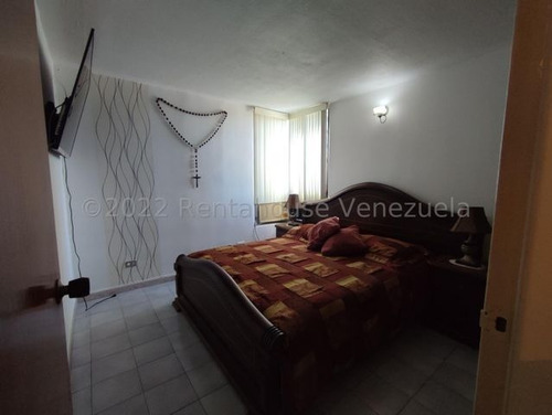 Imagen 15 de 27 de Apartamento En Venta Urb. San Jacinto, Maracay, 22-19102 Mv