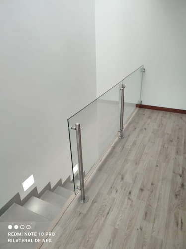 Hermosa Casa Minimalista . Tumbaco. Seguridad, Mucha Luz Natural, Conjunto Pisicina