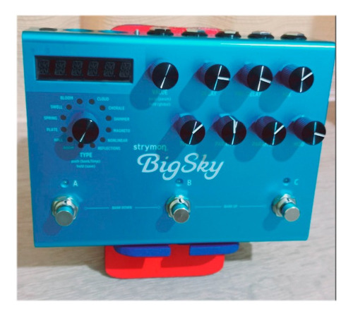 Pedal De Efecto Strymon Bigsky Reverb Shimmer Worship Boss Azul Claro (Usado)
