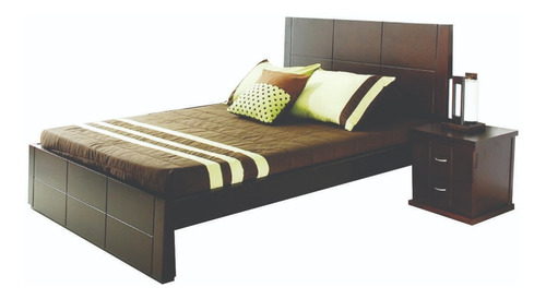 Cama Queen Size , Madera Tornillo , Modelo Darmin