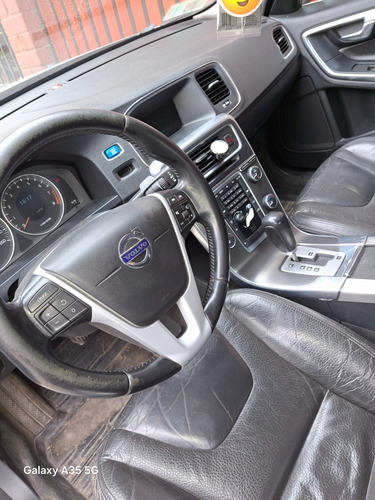 Volvo S60 D5 R-Design