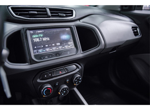 Chevrolet Onix 1.0 MPFI SELEÇÃO 8V FLEX 4P MANUAL