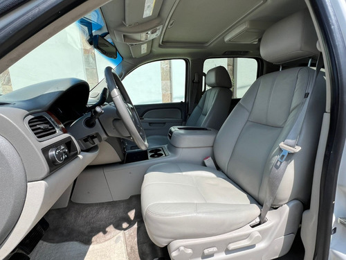 Chevrolet Suburban 5.3 Lt V8 . Piel 2da/ Banca At