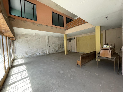 Imagen 3 de 13 de Venta - Oportunidad Local En Zona Comercial