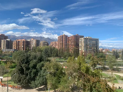 Exclusivo Y Amplio Triplex En El Corazón De Vitacura