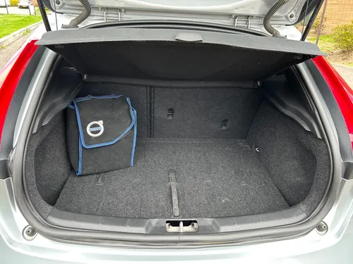 Volvo V40 2.0 T4 Drive-e R-design