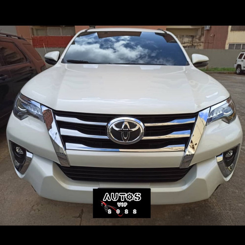 Imagen 2 de 8 de Toyota Fortuner Dubai