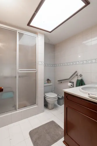 Casa En Arriendo/venta En Santa Barbara Central. Cod V11256