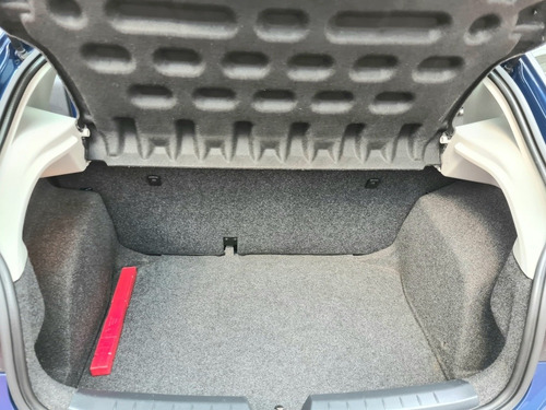 Imagen 11 de 15 de Seat Ibiza 2017 1.6 Blitz Mt 5 Puertas