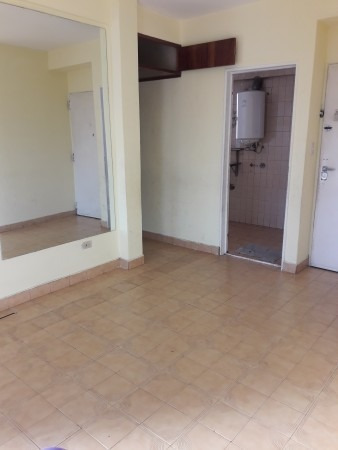 Imagen 6 de 12 de Departamento 2 Ambientes Con Balcon, 40 M2, Barrio De Flores, Caba.
