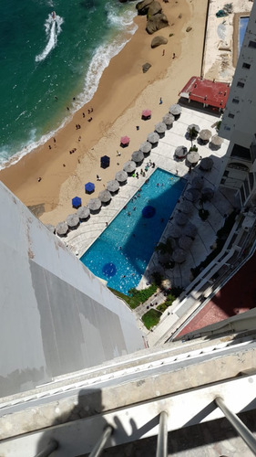 Las Torres Gemelas Suite 2209 Sam T.s