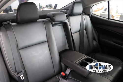Imagem 10 de 15 de Yaris 1.5 16v Flex Sedan Xl Plus Connect Multidrive
