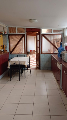 Venta Casa Un Piso A Dos Cuadras Del Troncal