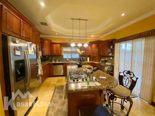 Imagen 7 de 12 de Casa Sola En Venta Campos Eliseos