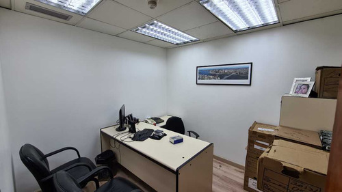Imagen 15 de 20 de En Alquiler Oficina Amoblada Av Romulo Gallegos 127m2 Oportunidad