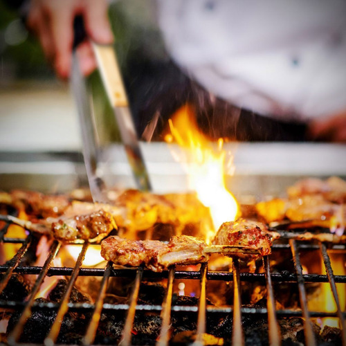 Imagen 4 de 8 de Set De Asado Parrilla Asador 10 Piezas C/ Estuche | Giveaway