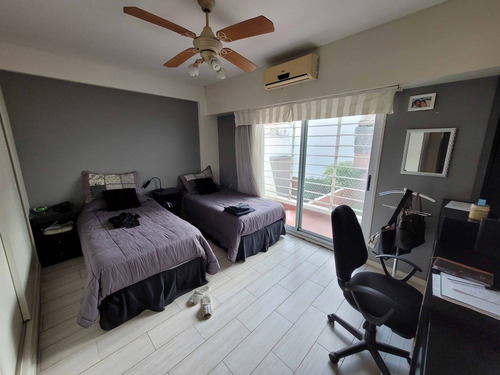 Imagen 9 de 19 de Triplex C/ Coch Y Pileta Climatizada, Impecable! En Venta!