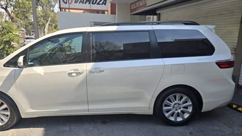 Toyota Sienna 3.5 Limited V6 At