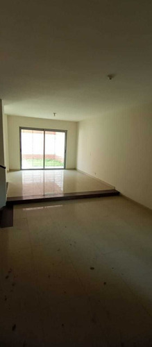 Imagen 7 de 14 de Townhouse En Venta En Mañongo