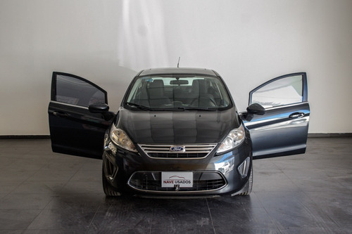 Imagen 3 de 15 de Ford Fiesta Desing Trend Plus 1.6 Nafta Jxt Nv