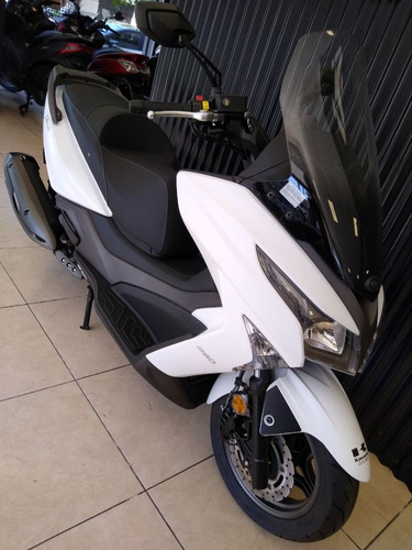 Imagen 4 de 15 de Kymco Xtown 250 ( No Downtown 350 Honda Pcx Yamaha Nmx 155 )