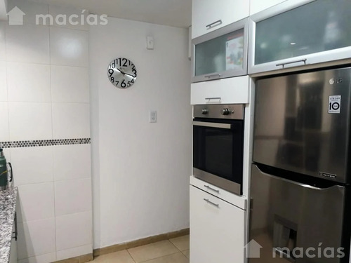 Imagen 7 de 13 de Hermosa Casa Tipo Dúplex Desarrollada En Dos Plantas En Yerba Buena.