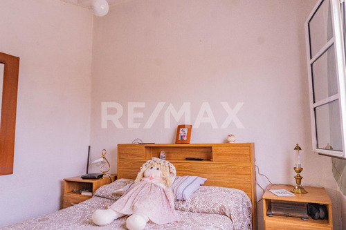 Venta Duplex 2 Dormitorios + Local