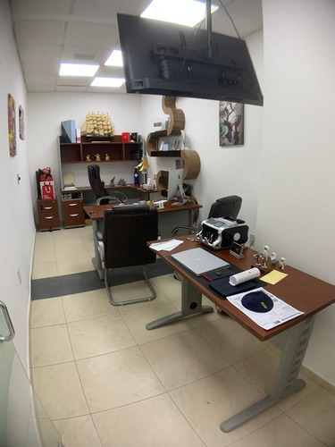 Oficina En Renta En Interlomas (m2o2604)