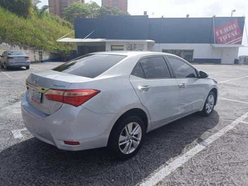 Imagen 4 de 9 de Toyota Corolla Xei Automático