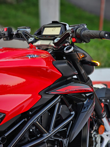 Imagen 11 de 25 de Mv Agusta Dragster 800 Inmaculada - Entrega Inmediata Jc