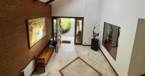 Linda Casa Con Gran Terreno De 900 Mt2/colegio Newland