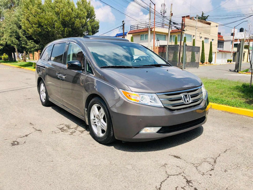 Imagen 15 de 15 de Honda Odyssey 2012 3.5 Touring Minivan Cd Qc Dvd At