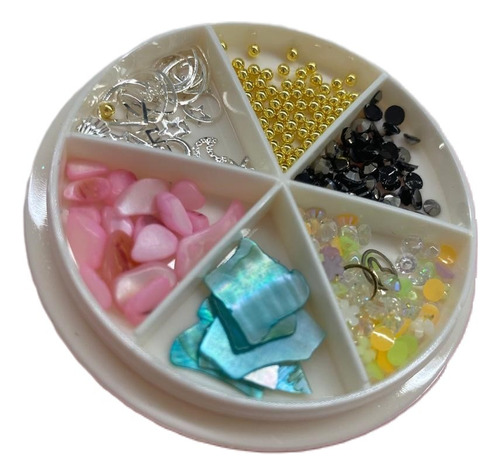 Caja Con Decoración Para Uñas Variados