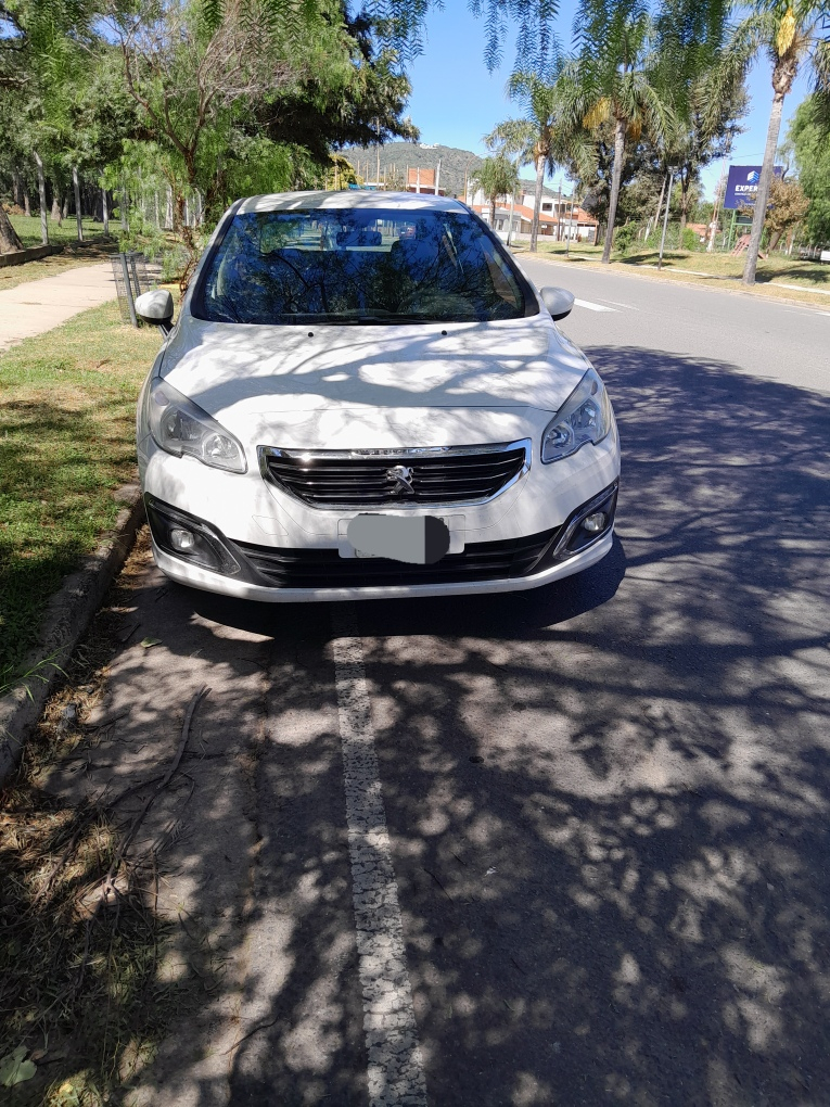 Peugeot 408 1.6 Active 115cv