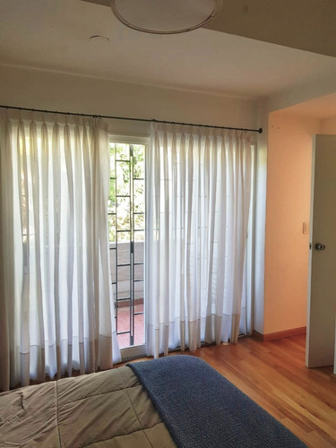 Imagen 10 de 17 de La Rosa Al 1100, Casa En Dos Plantas Sobre Gran Lote