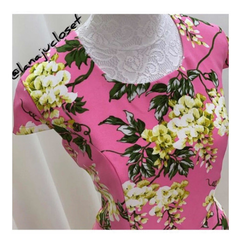 Imagem 3 de 7 de Vestido Evangélico Midi Godê Rosa Floral