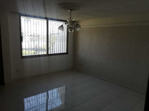Imagen 13 de 14 de Excelente Casa En Ubicación Privilegiada