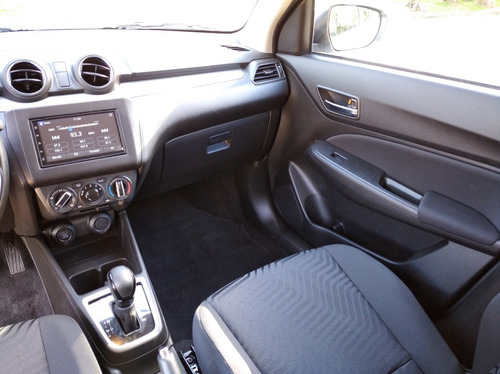 Suzuki Swift Gl At