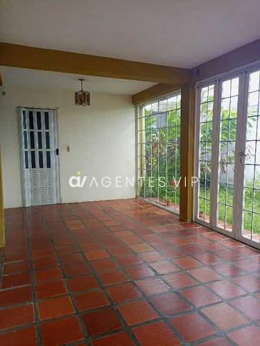 Imagen 17 de 20 de Se Vende Casa En Los.girasoles Zona Industrial