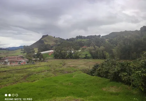Lotes De 1.600 Metros Cuadrados