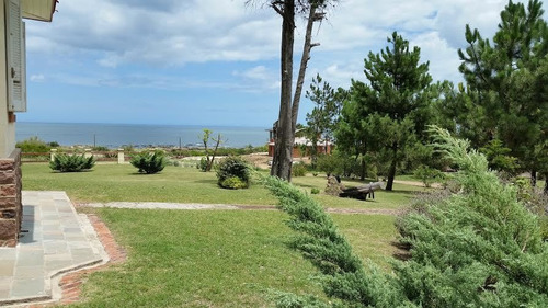 A Pasos Del Mar, Vistas Panorámicas.