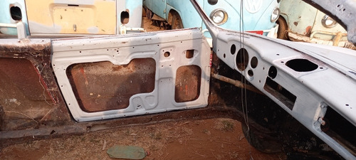 Imagem 13 de 15 de Vw Karmann Ghia Guia Carmannguia Dock Ok