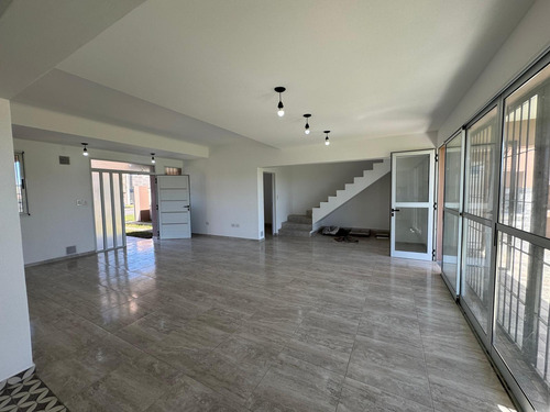 Casa En Venta Ecopueblo Alvear