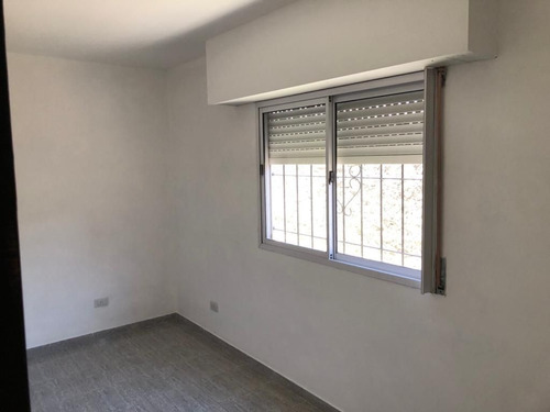Imagen 6 de 13 de Ph En Venta En La Tablada