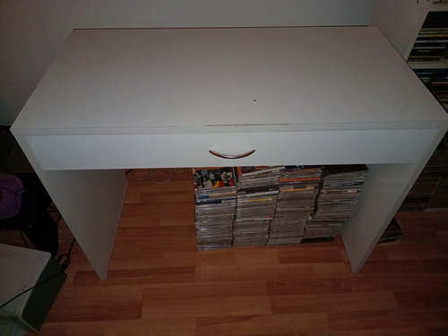 Escritorio Melamina 1 Cajón 1 Metro De Ancho Blanco (Usado)