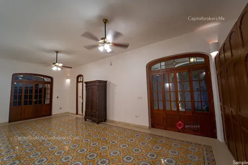 Casa Lujosa En Venta En Centro Histórico Mérida Remodelada