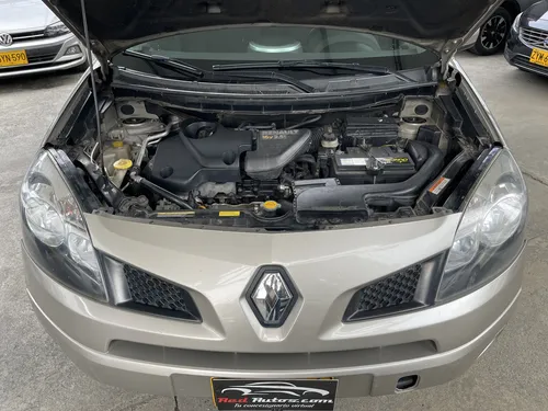 Renault Koleos DYNAMIQUE AT 2500CC 4X4