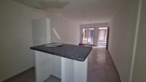 Imagen 6 de 12 de Departamento 1 Dormitorio C/ Balcón Centro